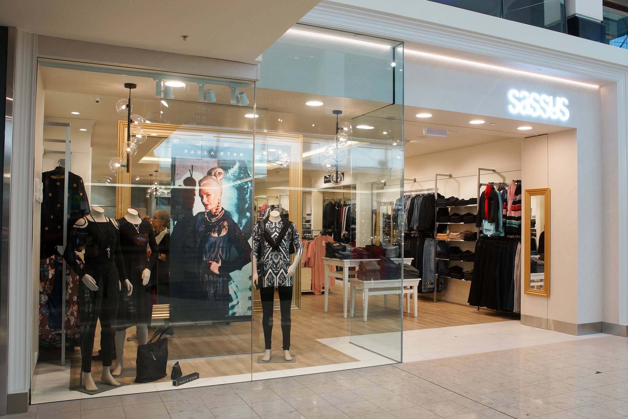 shop window cleaners christchurch